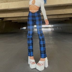 Princess Polly blue plaid plants